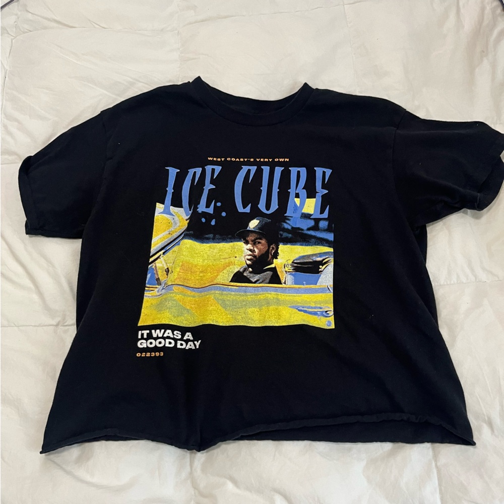 Ice Cube cropped tee shirt.